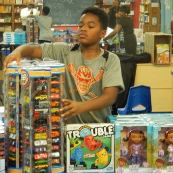 christmas-toy-giveaway-2016_07.jpg